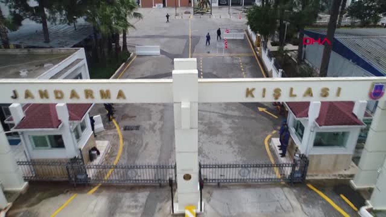 Antalya Jandarma Abla' Gönüllerde Taht Kurdu