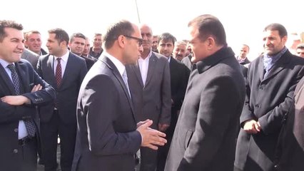 Çukurca'da 8 "Kitap Kafe" ve 4 Park Açıldı