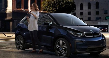 Kadınlar Günü'ne Özel Saati 1 Liradan Kiralık Araç