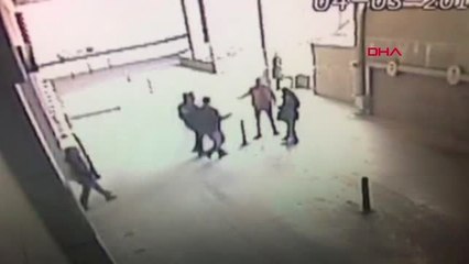 Kütahya İçki Çaldıkları Marketin Güvenlik Görevlisine Biber Gazı Sıktılar