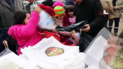 Pet şişe getirene bez torba hediye