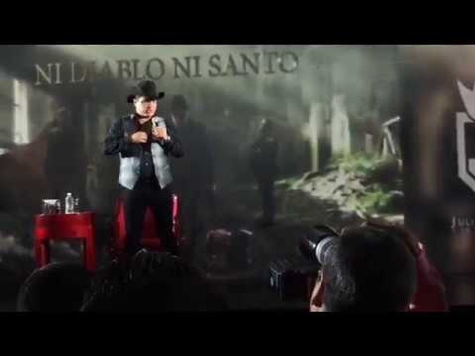 Conferencia de prensa con Julión Álvarez y su norteño banda