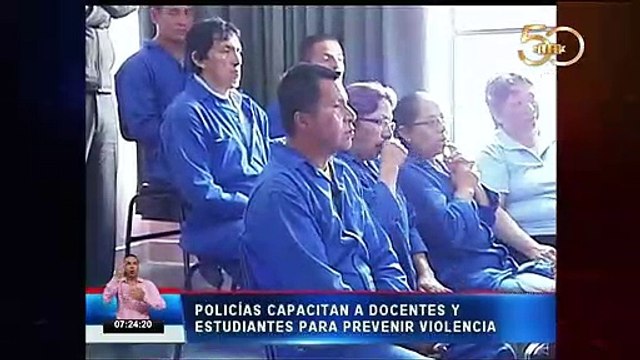 Policías capacitan a docentes y estudiantes para prevenir violencia