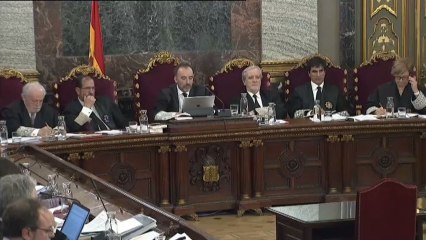 La secretaria judicial que coordinó el registro en la Consellería de Economía relata cómo salió de allí a través de una azotea