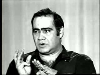 تقليد أصوات  البائعين مع نجم الكوميديا سيد زيان