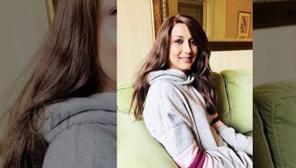 Sonali Bendre Flaunts Cancer Surgery Scar