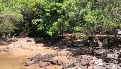 Descargar video: Praias do Balanço e de Marvila são paraísos escondidos de água cristalina em Anchieta, no Espírito Santo