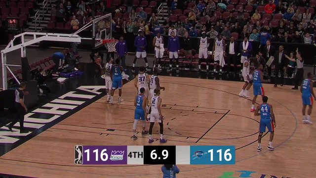 Deonte Burton Sinks Game-Tying Bucket For OKC Blue!