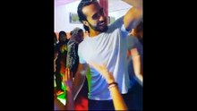 Mohamed Aamer  - فضيحة وخيانة محمد عامر بيرقص مع مزه في فرح و سلمي بتقوله نهارك ازرق
