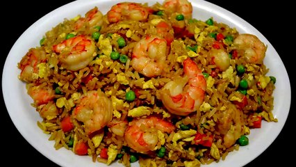 Arroz frito chino con camarones - Comida China (1)