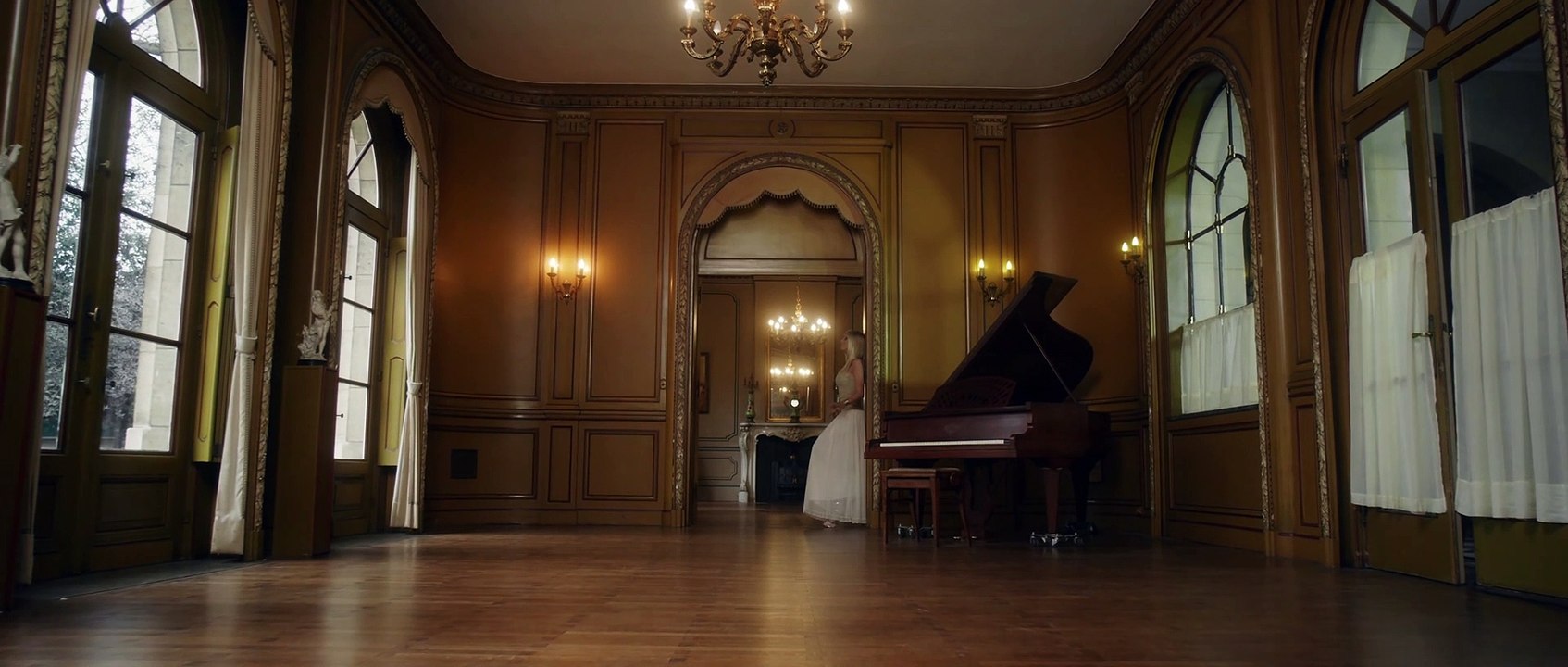 NOA NEAL - Fly Me Away (official 4K music video)