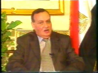 برنامج اختراق - لقاء مع محمود ابراهيم و حديث عن فشل ملف مونديال 2010