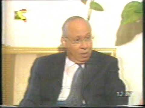 برنامج إختراق - عمرو الليثى يقدم حلول للتخلص من مشاكل المعلمين فى منظومة التعليم