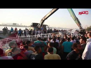 لحظة انتشال مركب الوراق وسط صراخ وغضب أهالي الضحايا