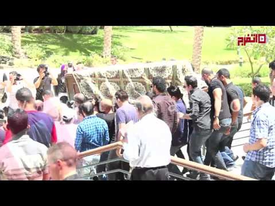 نجوم الفن يشيعون جنازة ميرنا المهندس من مسجد الشربتلي