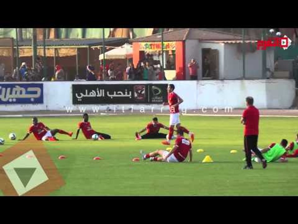 اتفرج| هتاف جديد من أولتراس أهلاوي لرمضان صبحي في مدرجات التتش