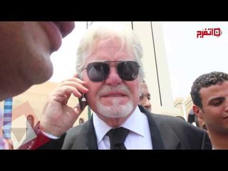 حسين فهمي يتجاهل الفضائيات في جنازة عمر الشريف