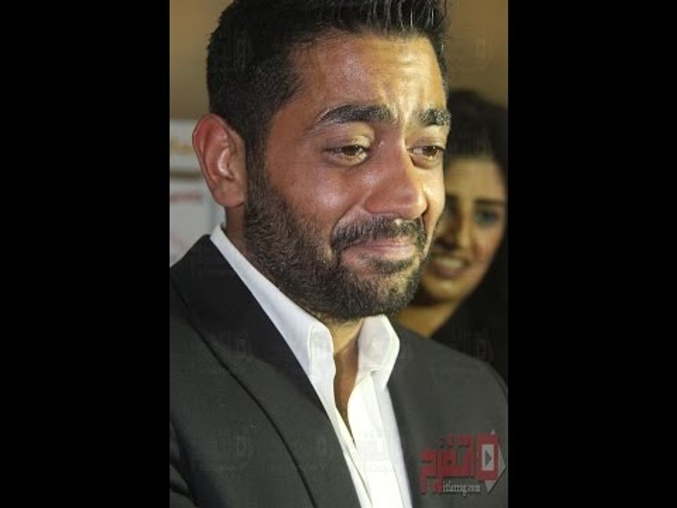 اتفرج | بكاء احمد فلوكس بعد مشاهدته  قتل زكريا العطار في الأب الروحي