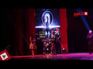 اتفرج | أمير صلاح الدين عن والدته: شايفة التمثيل «حرام»