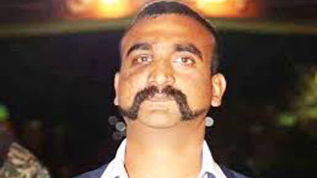Abhinandan Vathman का नया Video Viral, Pakistan Army पर कर रहे है व्यंग | वनइंडिया हिंदी