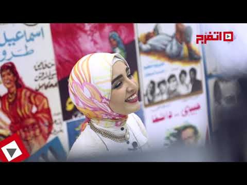 اتفرج | هلا رشدي تستعيد الذكريات بغناء «آه يا عين يا ليل»