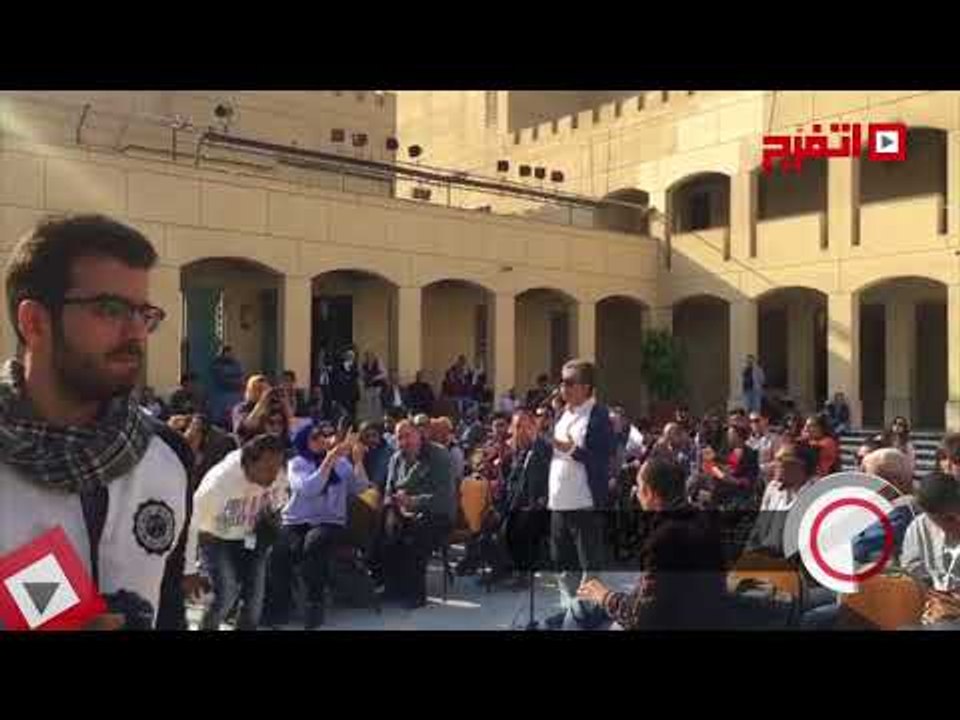 اتفرج | يسري نصر الله يكشف عن موقف كوميدي مع هند صبري