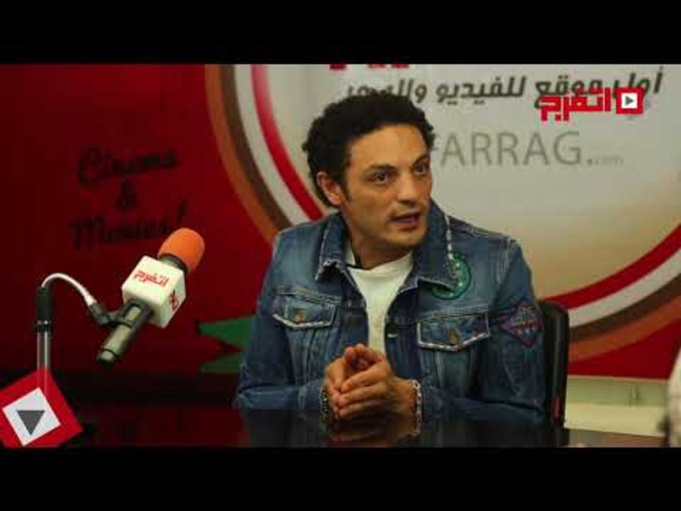 اتفرج | محمد علي يكشف كيف جاء علي إدريس بفكرة فيلم «البر التاني»