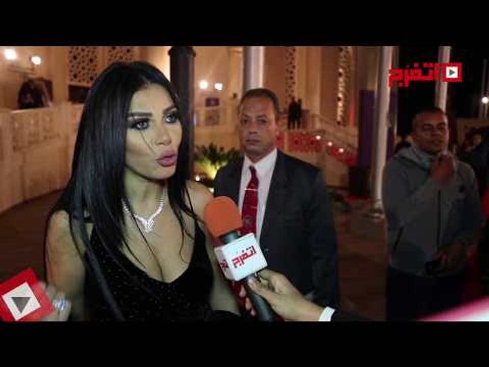 اتفرج | منى ممدوح: إخترت الأسود حدادًا على روح شهداء الروضة