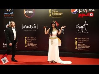 اتفرج | سما المصري ترتدي زي فرعوني مثير بافتتاح مهرجان القاهرة