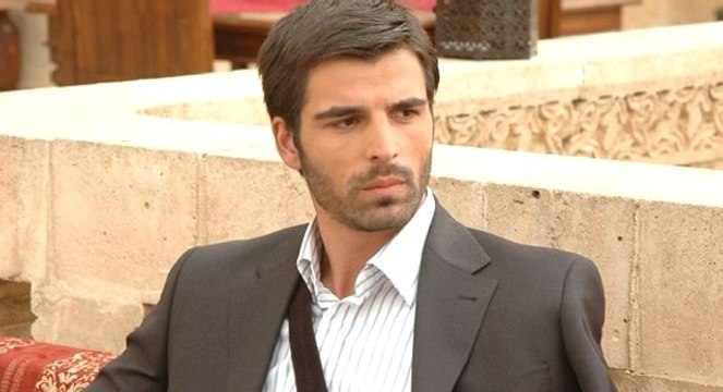 Tolga Karel Türk Kadınlarına Hakaret Eden Mehmet Akif Alakurt'a Tepki Gösterdi