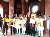 #DelhiPost TDP MPs protest in the parliament for Andhra Pradesh Special Status