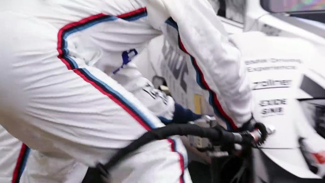 BMW DTM Fast Pit stops - AMAZING