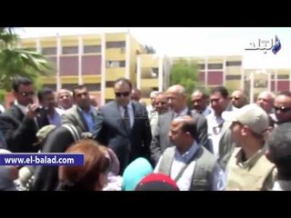 مدرسات الثانوى الصناعى بالفيوم يعترضن موكب وزير التعليم لإجباره على الاستجابة لمطالبهم