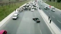 Otoyolda, Ultra Lüks Otomobilli Düğün Konvoyunda “Drift” Terörü