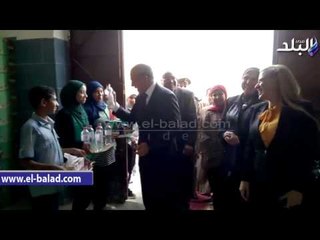 محافظ قنا وأمينة الصندوق الاجتماعي يفتتحان مصنعين لإنتاج الشيبسي والبسكويت