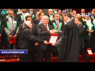 تكريم عميد 70 كلية حاصلة على الاعتماد والجودة