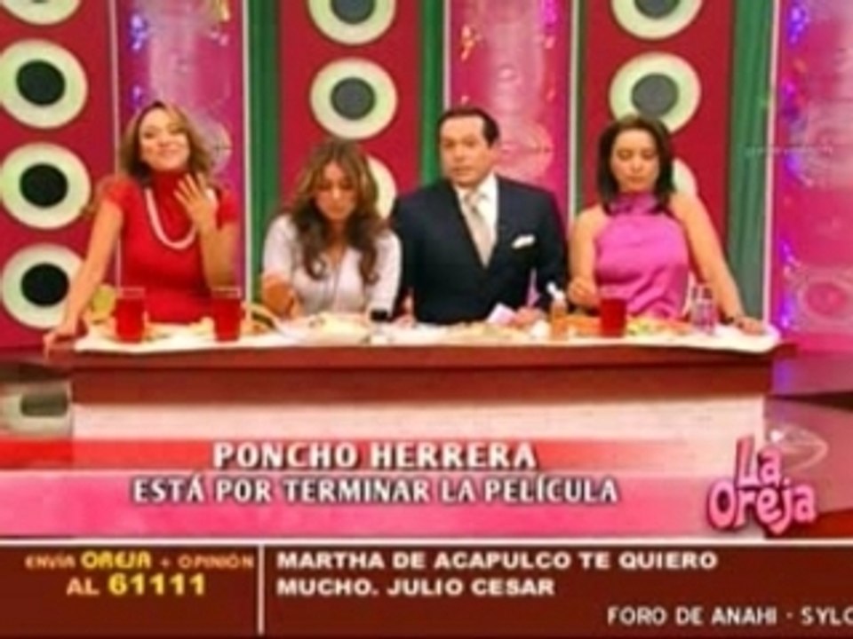 PONCHO ESTA POR TERMINAR LA PELICULA _VOLVERTEAVER_ (OREJA)