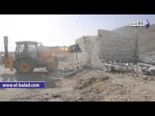 ازالة 14 حالة من تعديات المحمية الطبيعية بجنوب الاقصر