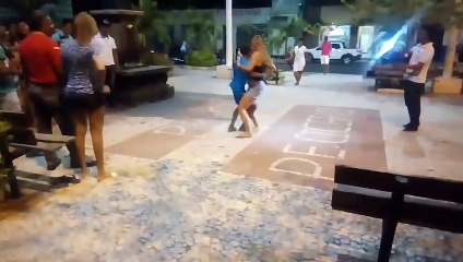 Forró do bil e diferente chama na pisada papai