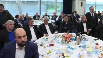 Bakan Kurum, muhtar adaylarıyla bir araya geldi - İSTANBUL