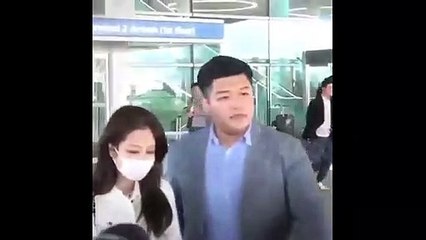 BLACKPINK JENNIE IS BACK IN KOREA FROM PARIS