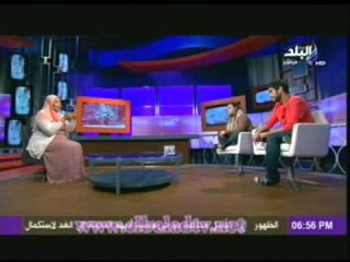 نور عبد الله تروى قصيدة (عصير الرجولة) لولاد البلد