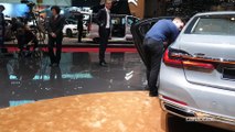 BMW Série 7 restylée : le navire amiral - Vidéo en direct du Salon de Genève 2019