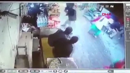 Dha Dış ? Keşmir'deki Saldırı 1 Ölü, 30 Yaralı