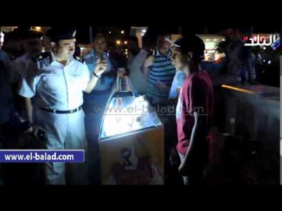 مدير امن مطروح يقود حملة لازالة 80 تعدى على الك...
