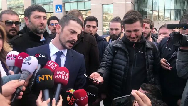 Ahmet Kural ve avukatı, duruşma çıkışında gazetecilerin sorularını yanıtladı - İSTANBUL