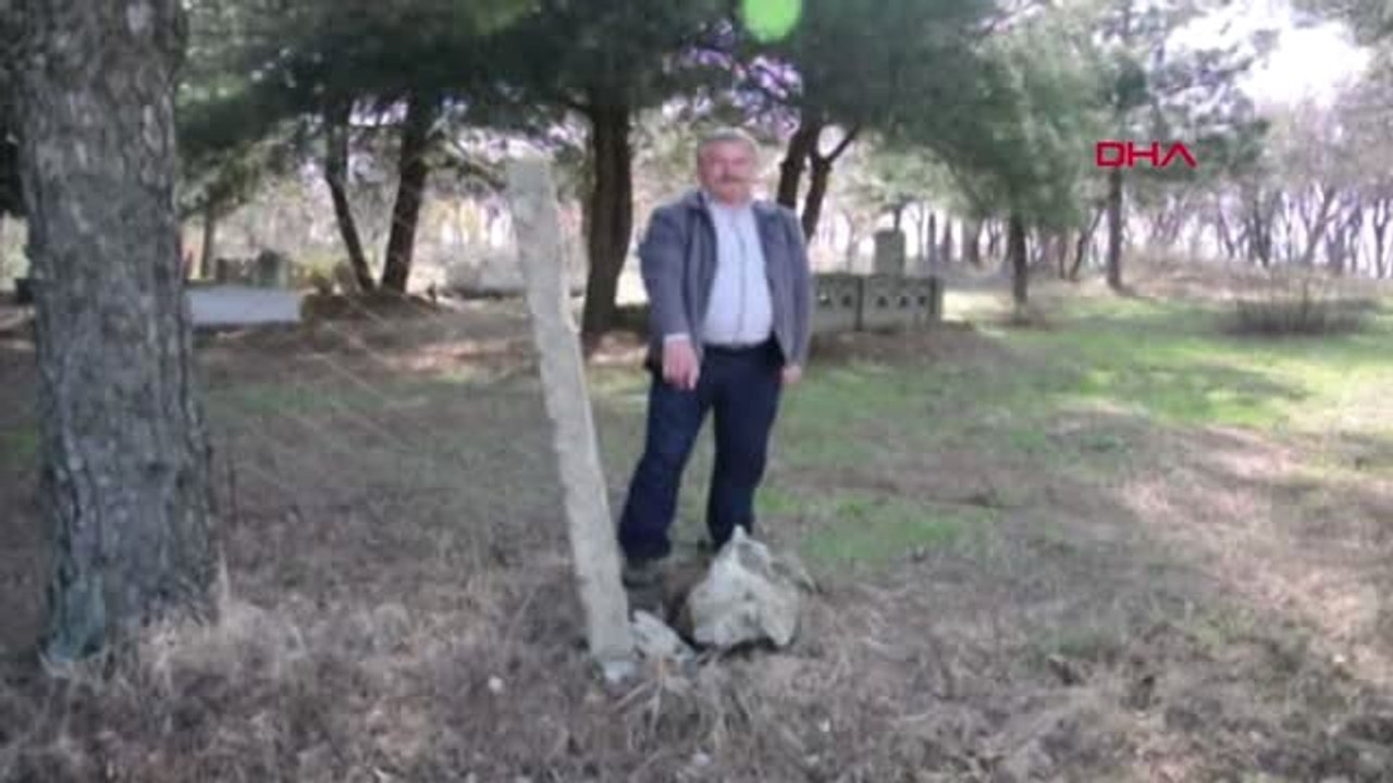 Tekirdağ Mezarlığın Demir Kapısını Çaldılar, Muhtar İsyan Etti