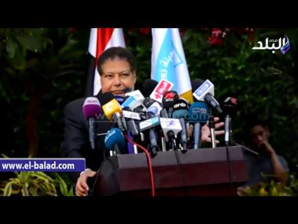 زويل لأوائل الثانوية : " محدش ينام ولازم نشتغل " وقناة السويس مشروع قومى