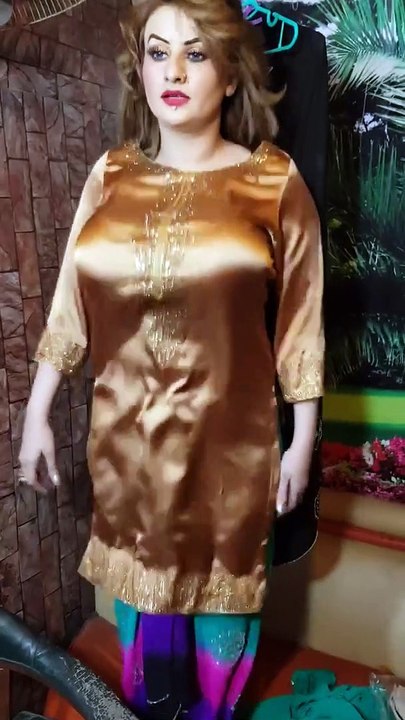 Afreen Khan getting ready for New Hit Mujra Private Dance