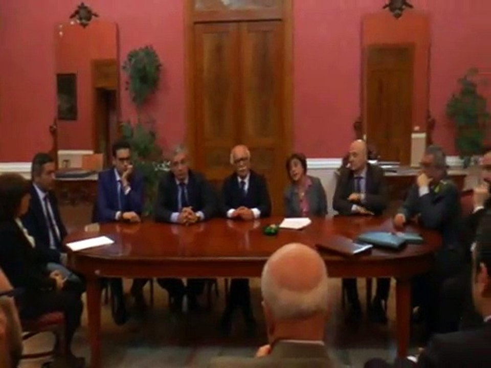 MIGRANTI INCONTRO IN PREFETTURA MATERA 7-3-2019